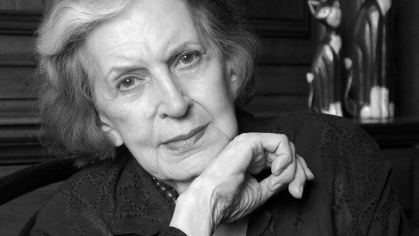 Lygia Fagundes Telles, conhecida como “a dama da literatura brasileira”